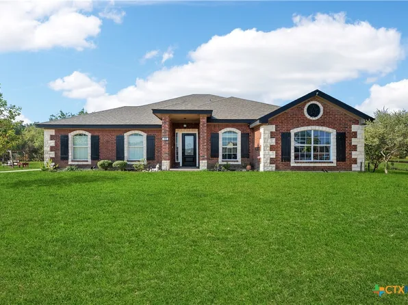 905 N 1st St, Nolanville, TX 76559