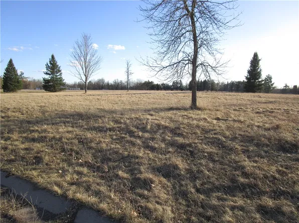 000 Fairway Drive W, Ladysmith, WI 54848