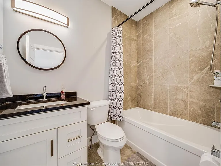 1935 Ethan Ct — Photo 24