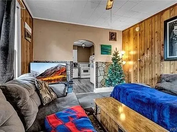 304 Fletcher St, Tonawanda, NY