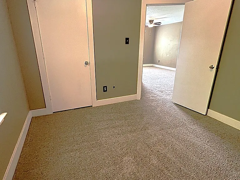 6819 Kingwood Glen Dr — Photo 28