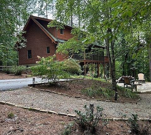 2nd image of 106 Lake Terrace Dr