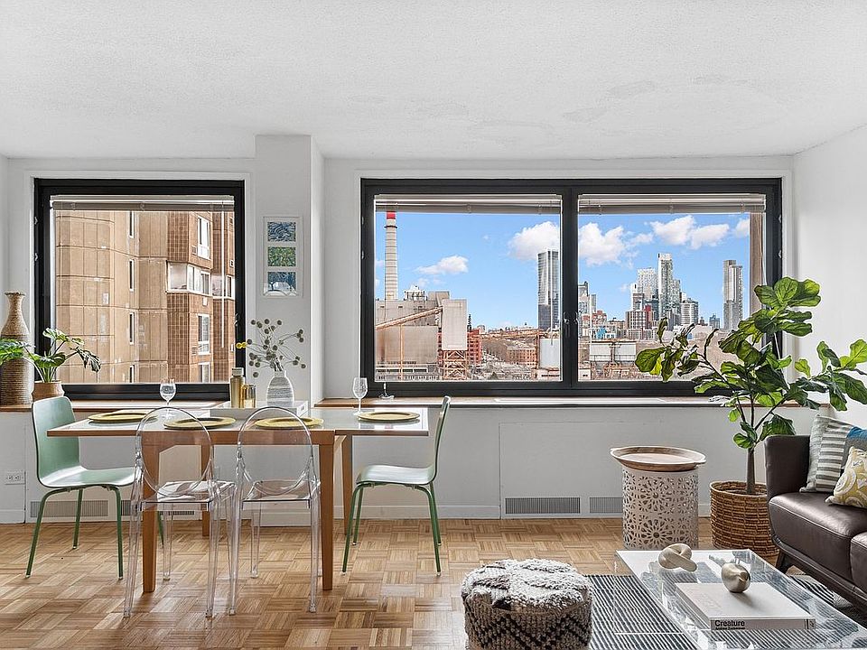 1st image of 531 Main St #1103