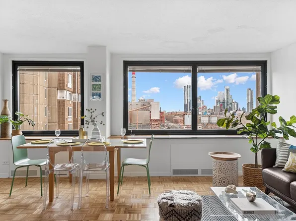 531 Main St #1103, New York, NY 10044