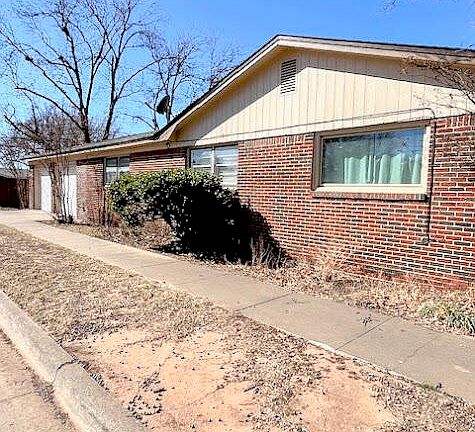 2nd image of 2801 57th St
