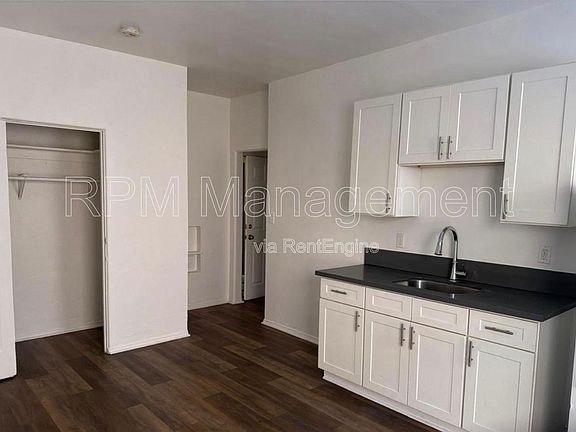 2nd image of 111 S Manhattan Pl #202-1/2