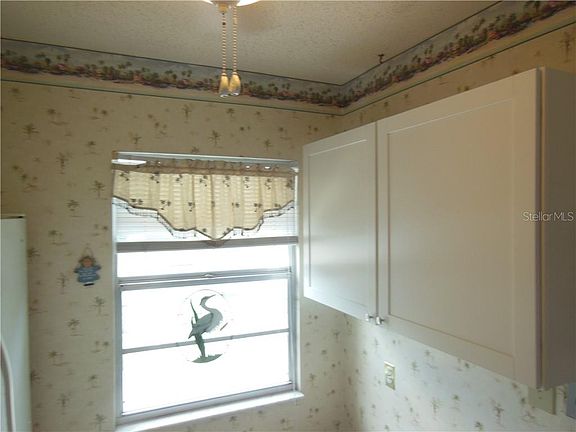 4th image of 13715 Mission Oaks Blvd #13715