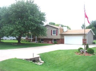 3532 Graham Ave, Grand Island, NE 68803
