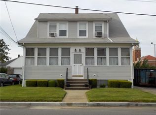 13 Saint Marys Dr, Cranston, RI 02920