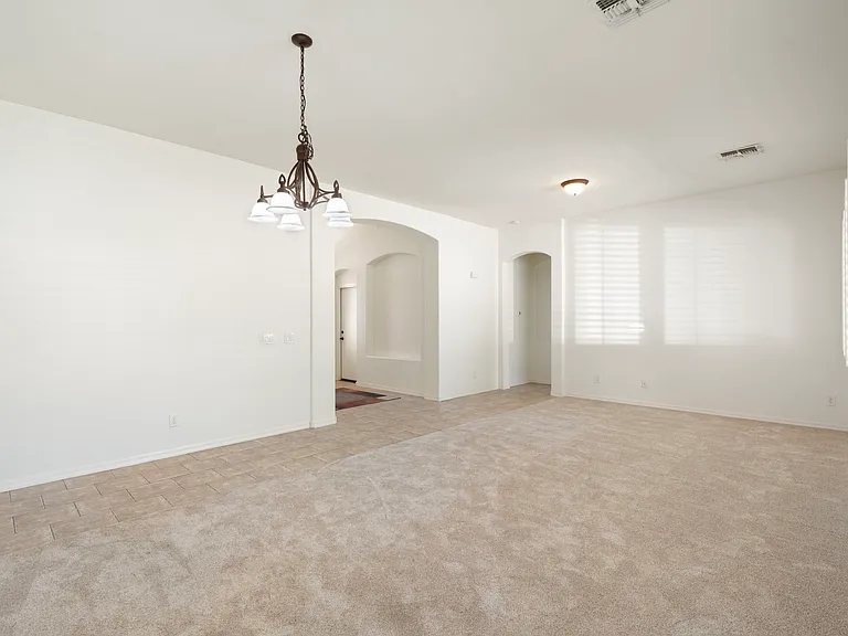 8614 W Morten Ave — Photo 21