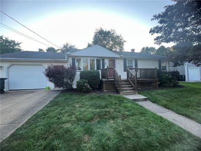 8 Lantern Ln, Coventry, RI, 02816