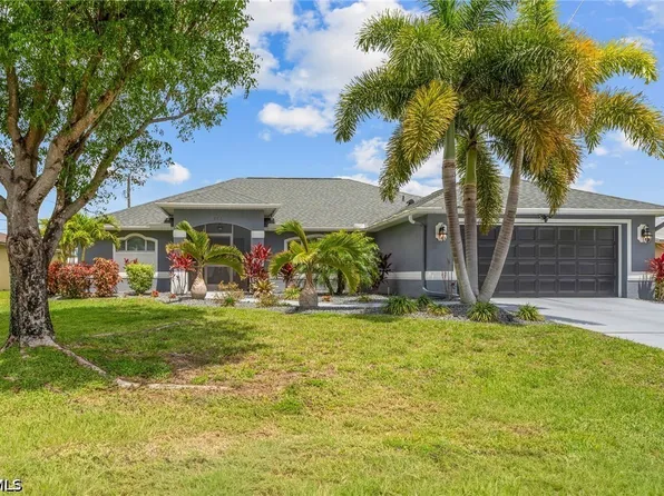 203 SE 14th Ct, Cape Coral, FL 33990