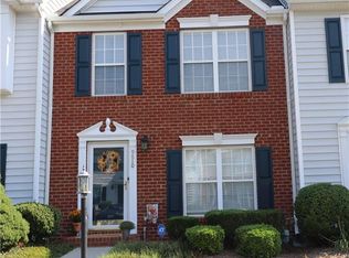 9810 Magnolia Pointe Cir, Glen Allen, VA 23059