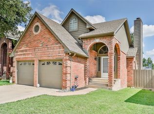 6921 Cheswick Dr, North Richland Hills, TX 76182