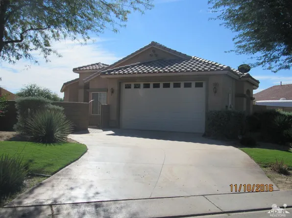 3950 Cove Cir, Blythe, CA 92225