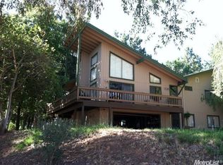 20272 E Acampo Rd, Clements, CA 95227