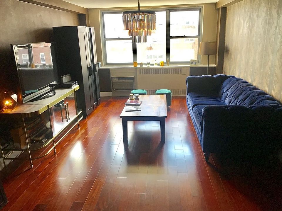 1st image of 230 3rd Ave #13B