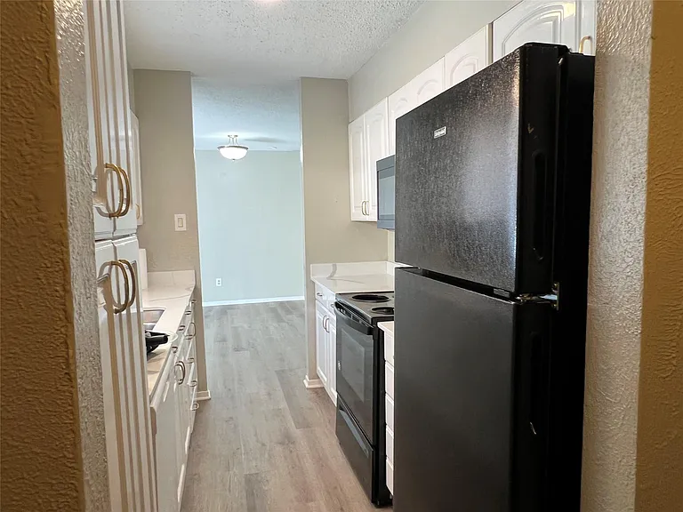 4612 Country Creek Dr #1166 — Photo 2