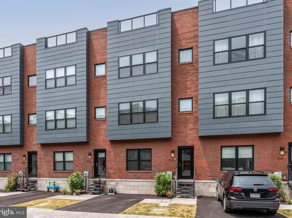 7003 Pipers Glen Way, Philadelphia, PA 19119