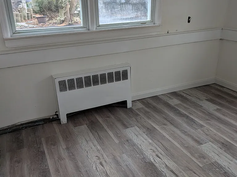 309 E Shore Dr — Photo 9