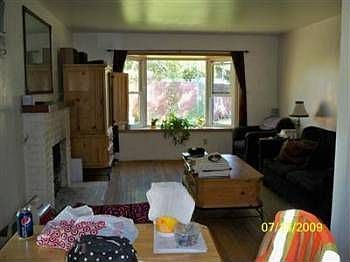 3rd image of 8988 Rosetta Cir