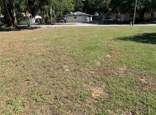 920 S Eustis St, Eustis, FL 32726