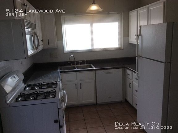 3rd image of 5124 Lakewood Ave