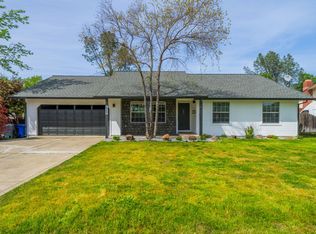 2624 Howard Dr, Redding, CA 96001