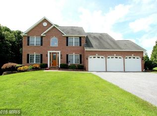 4681 Catalina Dr, Hampstead, MD 21074