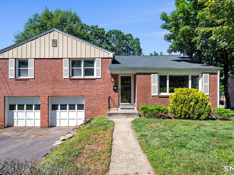 1st image of 35 Fairwood Farms Drive