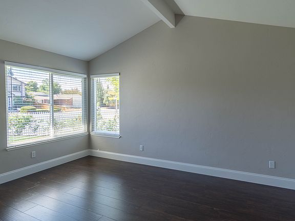 2nd image of 4301 Oxwood Dr