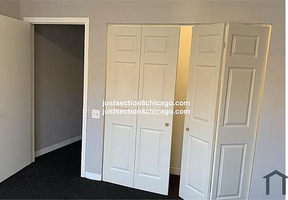 4th image of 7526 S Kingston Ave