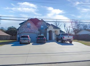 2719 Spurlock Rd, Nederland, TX 77627