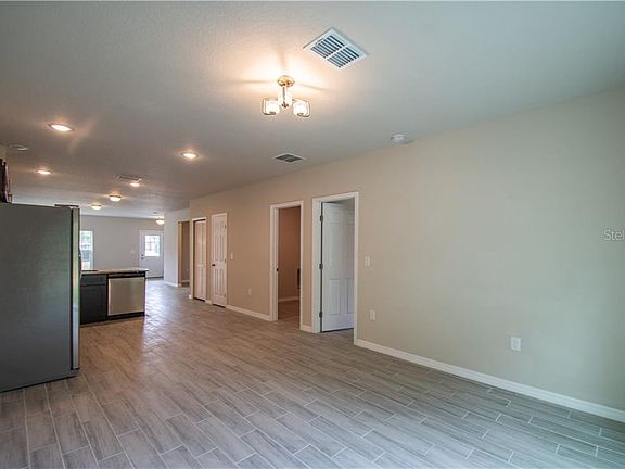 4th image of 321 Caldbeck Way #321