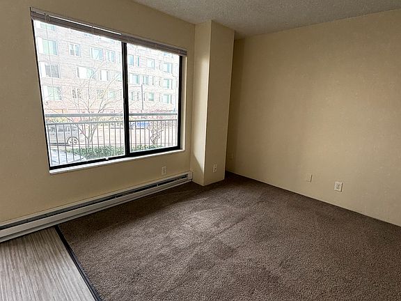 4th image of 4135 11th Ave NE #103