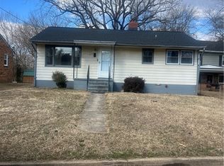 809 Fort Henry St, Petersburg, VA 23803