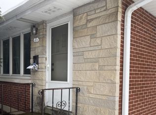 3 8th St, Downers Grove, IL 60515