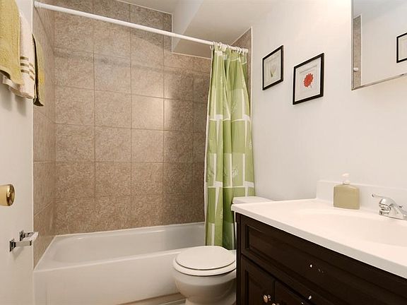 5th image of 4210 Falcon Ct APT D