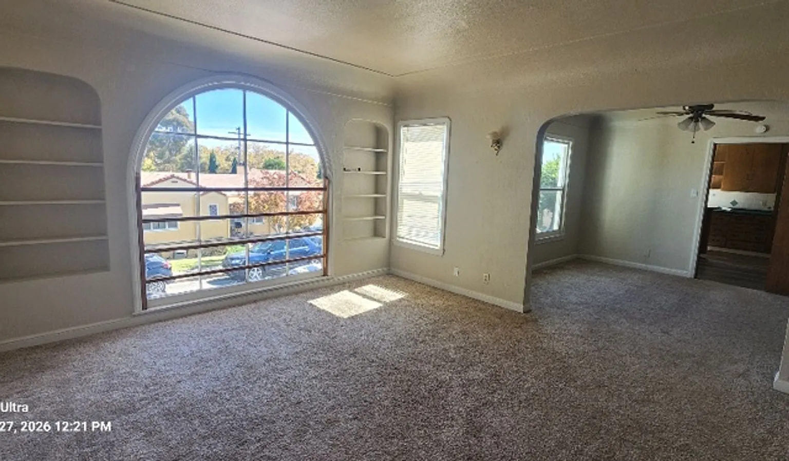 Beautiful and Charming 3 Bedroom 2 Bath Home in Vallejo with Views! — Photo 4