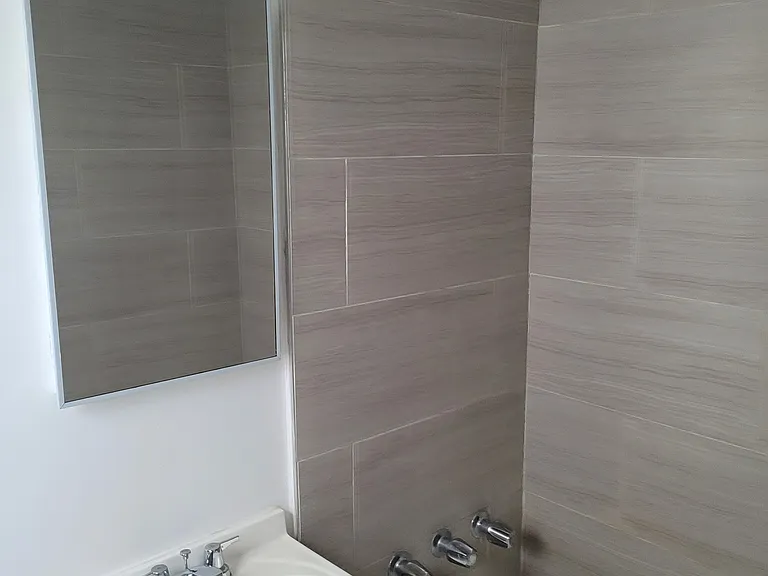 4754 Oakwood Ave #8 — Photo 7
