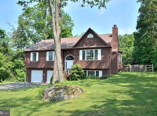 3151 Freezeland Rd, Linden, VA 22642