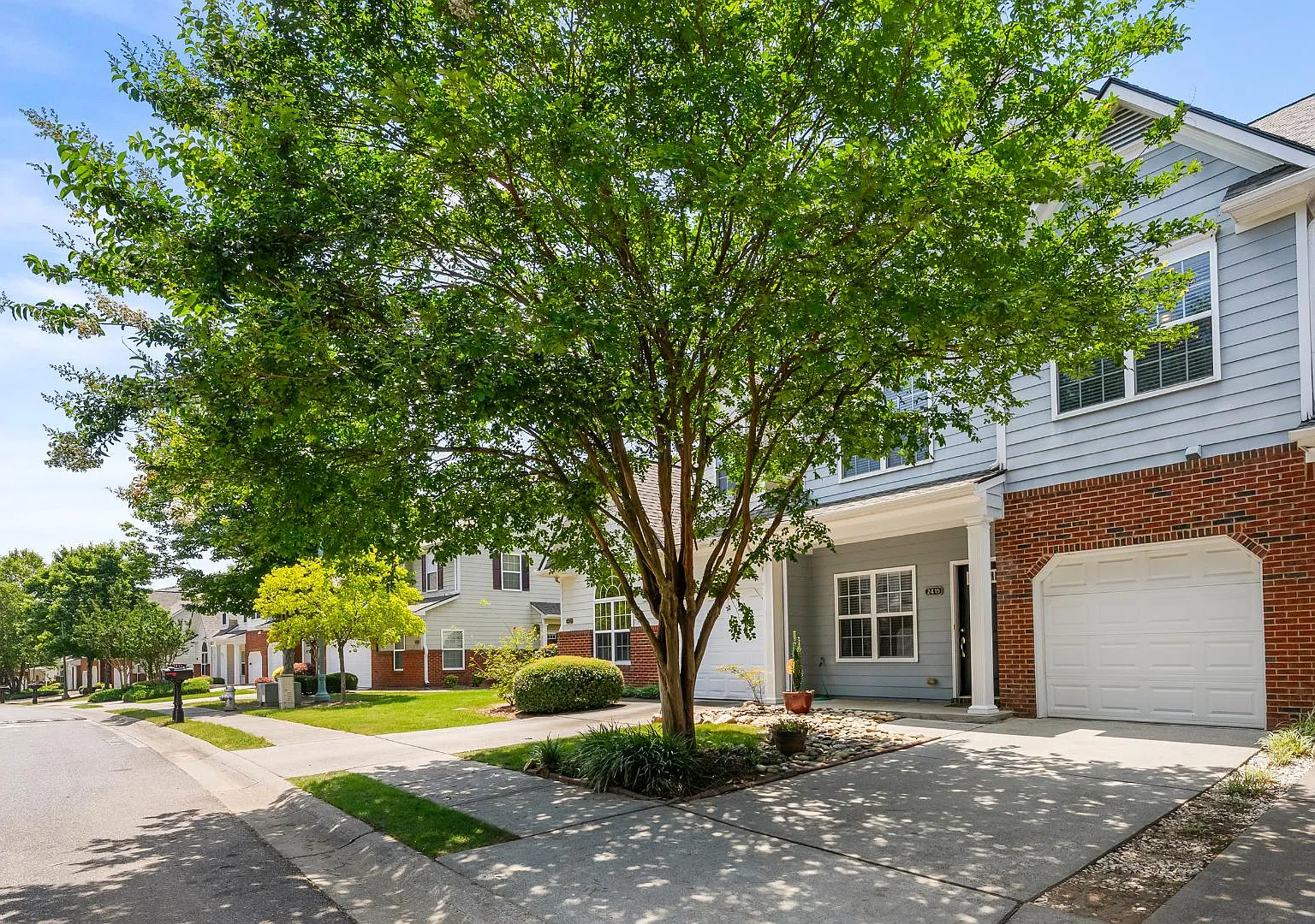 2415 Clock Face Ct — Photo 3