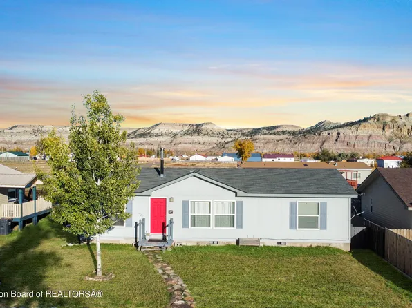 421 Cedar St, La Barge, WY 83123