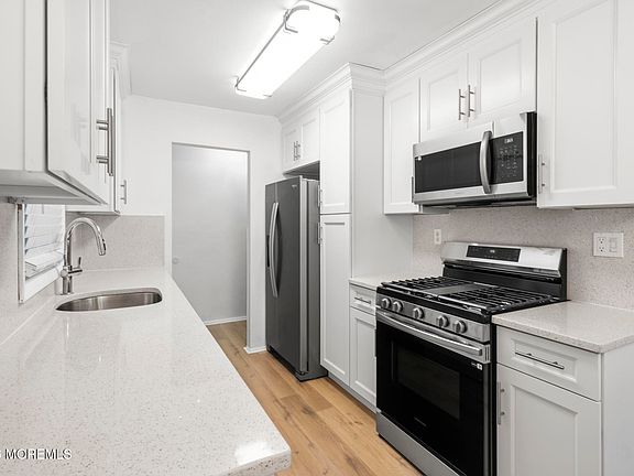 4th image of 489C Jason Place #2703