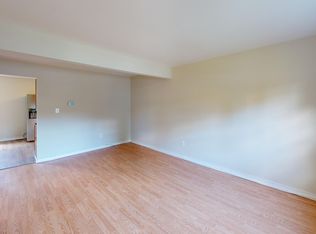 12308 Boncrest Dr, Reisterstown, MD 21136
