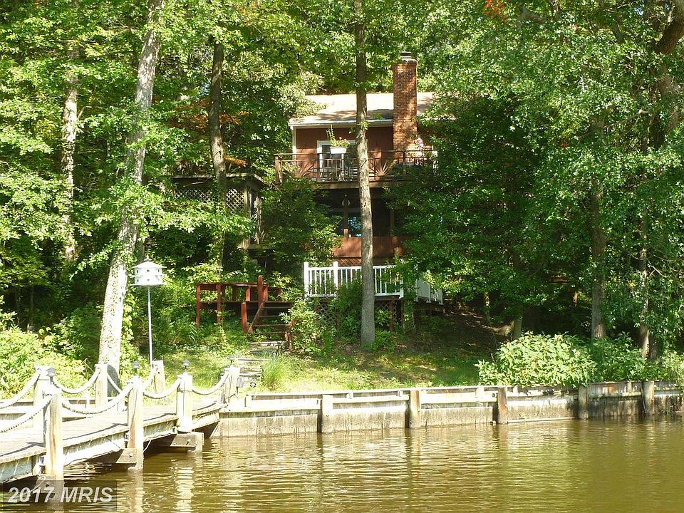 1st image of 780 Oak Grove Cir