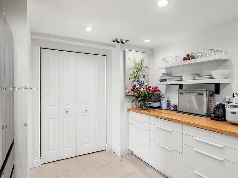 1915 Brickell Ave #C1612 — Photo 15