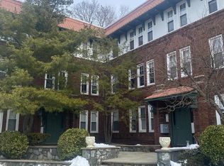 144 Irving Ave APT B1, Providence, RI 02906