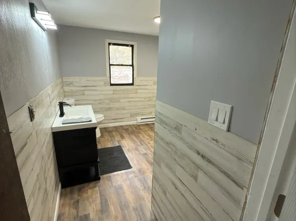 7024 Hill Ave, Holland, OH 43528