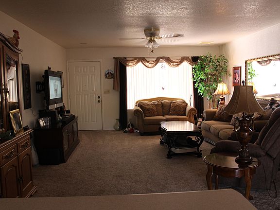 4th image of 3553 Pioneer Dr